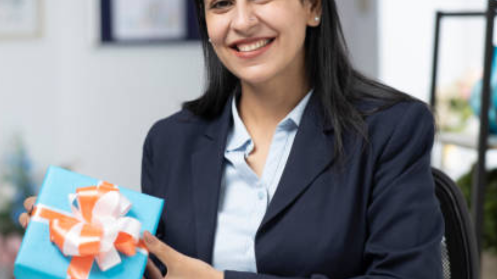 Top Employee Gift Box Ideas That Boost Morale and Recognition