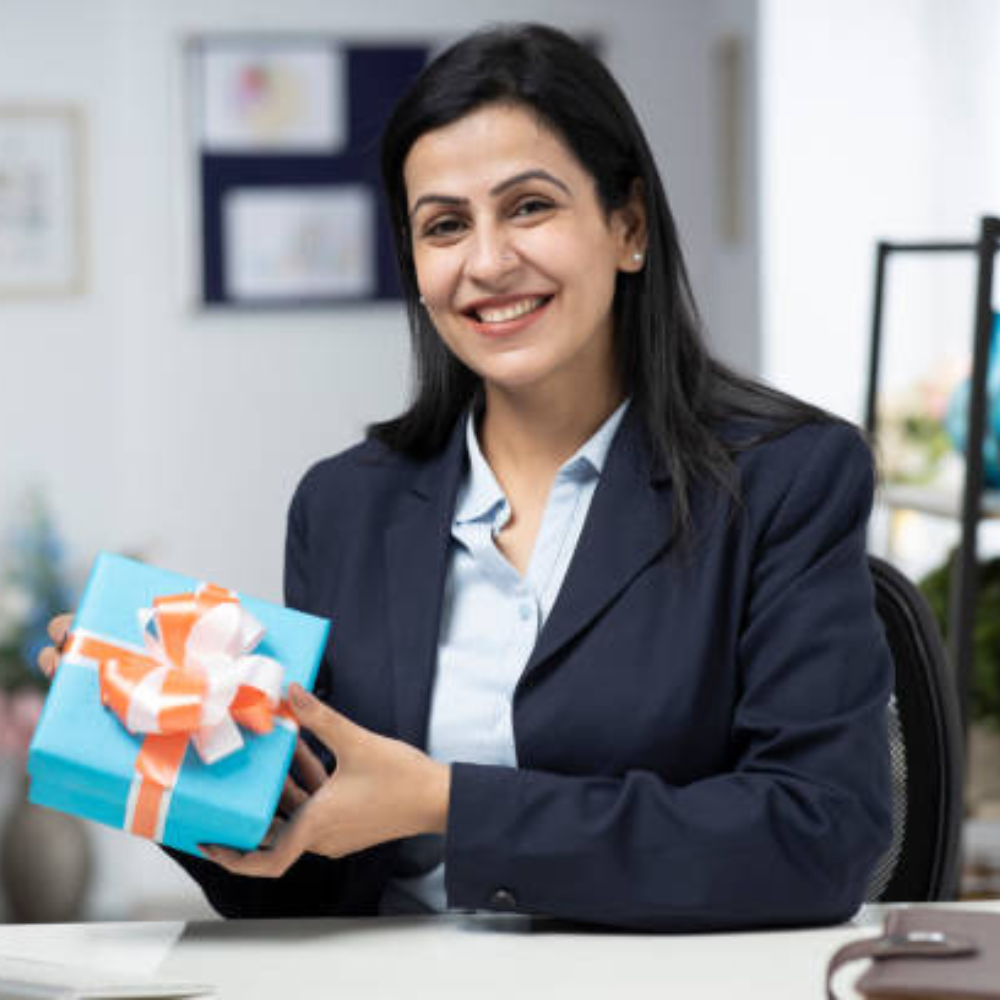 Top Employee Gift Box Ideas That Boost Morale and Recognition