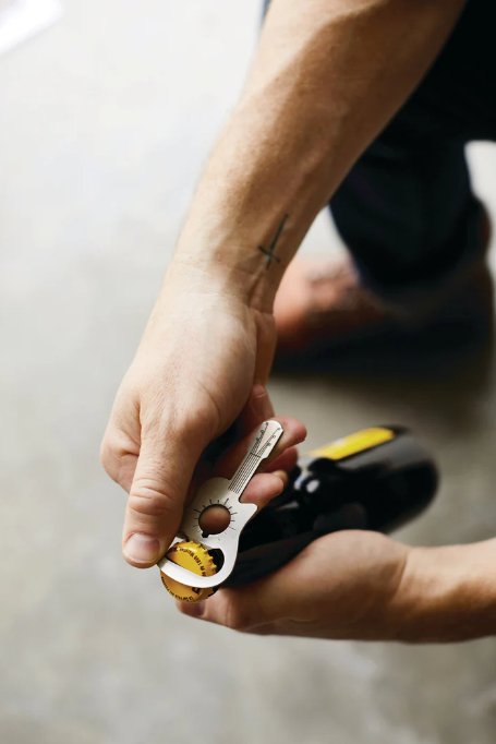 Guitar Bottle Opener - Hug in a box.ie